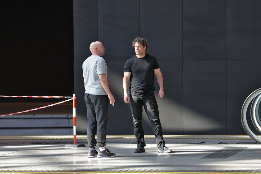 Henry Cavill Updates tweet media