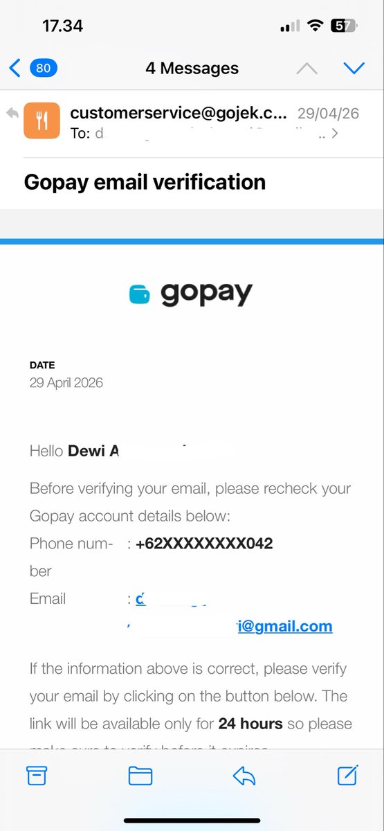 dewiansk's tweet photo. halo @gojekindonesia, bulan lalu saya dapet 2 email berikut. itu bukan phone no. saya, saya gak tinggal di depok dan hp saya sekarang bukan xiaomi. email saya disalahgunakan orang lain kah untuk daftar? ☺️ https://t.co/syUAMCkS05