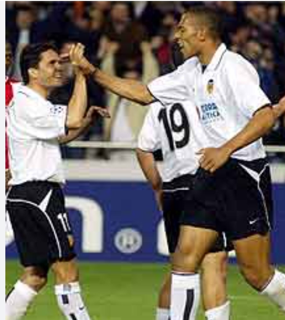 rvs_1984's tweet photo. @90sfootball @juansanchezvlc y @JCarew10. Los Juanitos del @valenciacf https://t.co/OudxvHkDDK