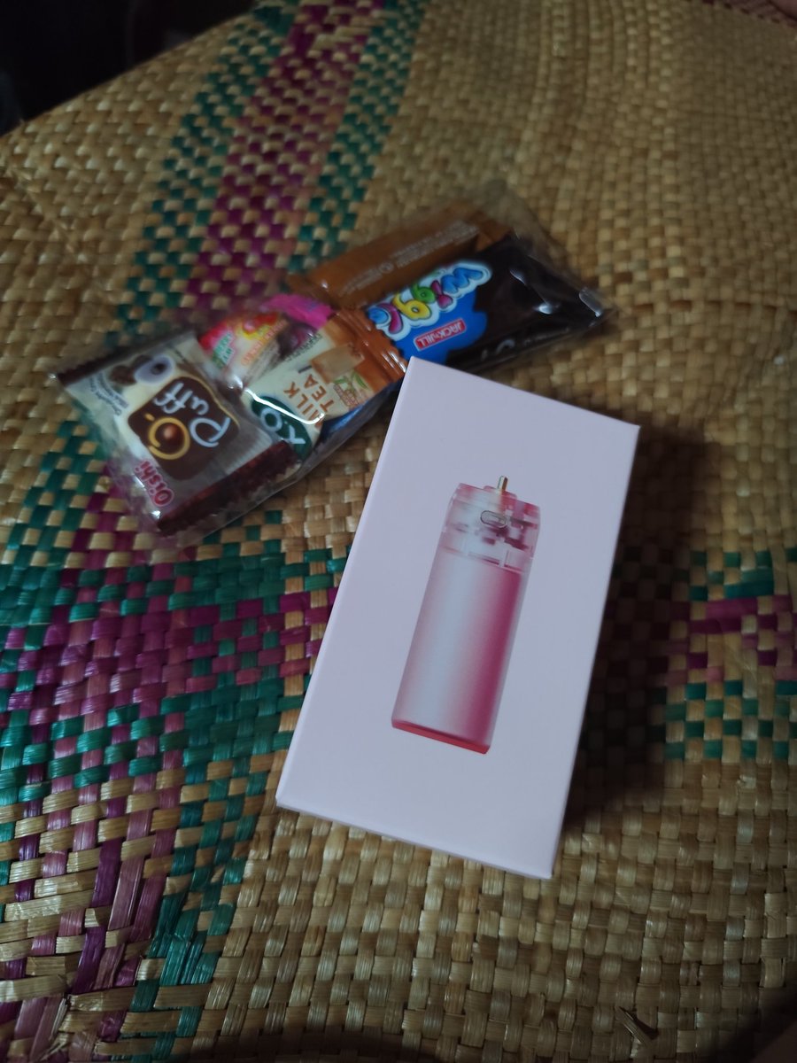 Dame_Godomack's tweet photo. Ndi naman manonood Ng Concert pero meron nito 😁😁🤣🤣

Thank you Beya!! @gmrdckay 

Sakto paborito ko wiggles hahaha https://t.co/mFq3H7MqnS