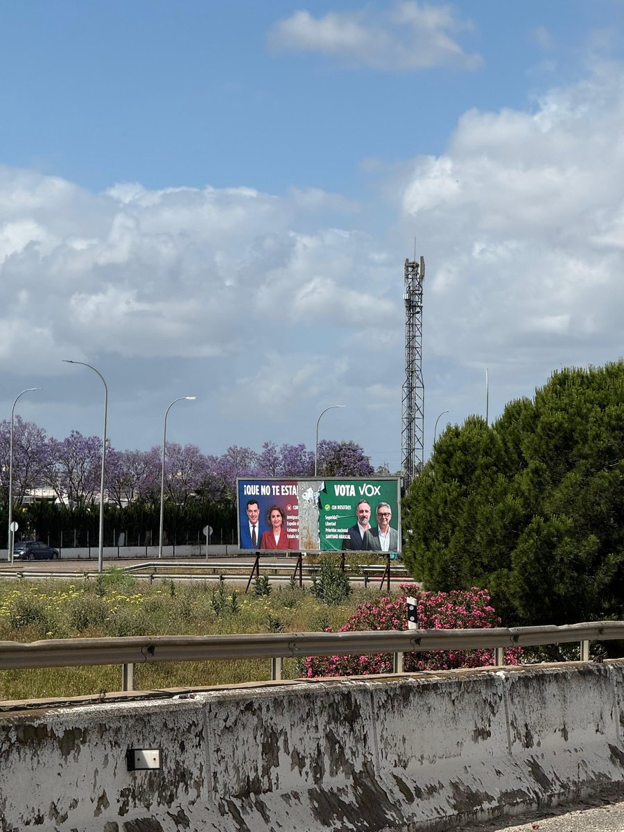VOX Sevilla tweet media