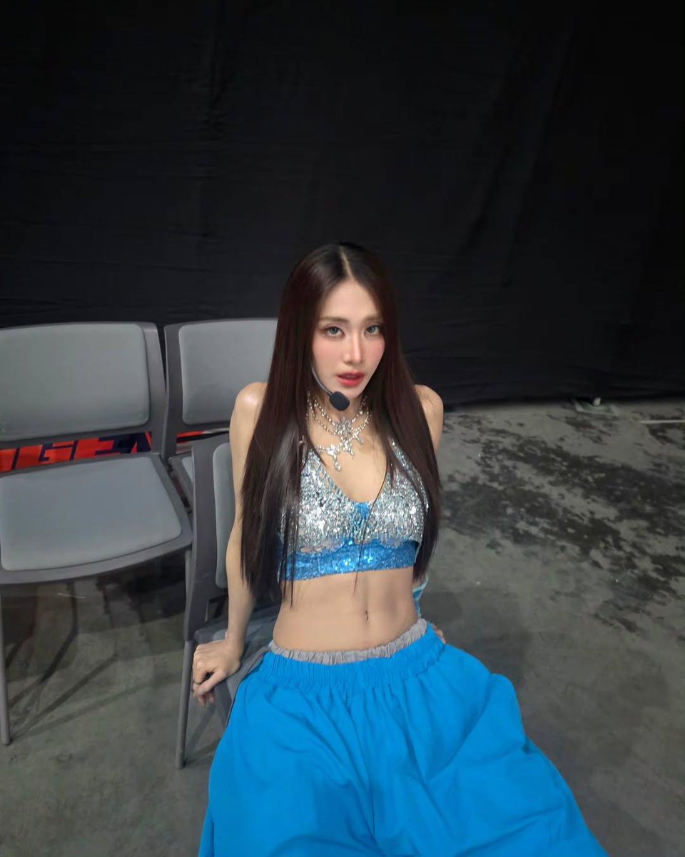 ผมไม่อยากขึ้นสวรรค์ผมไม่มีเพื่อนที่นั่นซักคน tweet media