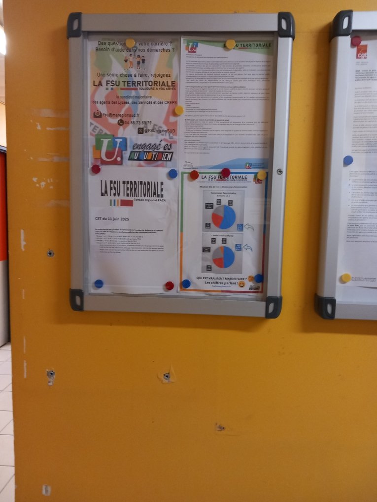 LeBras78173605's tweet photo. Ĺa @FSUregionSUD aujourd'hui présente sur le terrain auprès du personnel du #lyceegeorgesduby de @MaRegionSud où celui-ci avait des ❓️ sur le CIA continuité de service et le CIA majoré la @FSUregionSUD a répondue aux attentes du personnel https://t.co/Budgj0jPQr