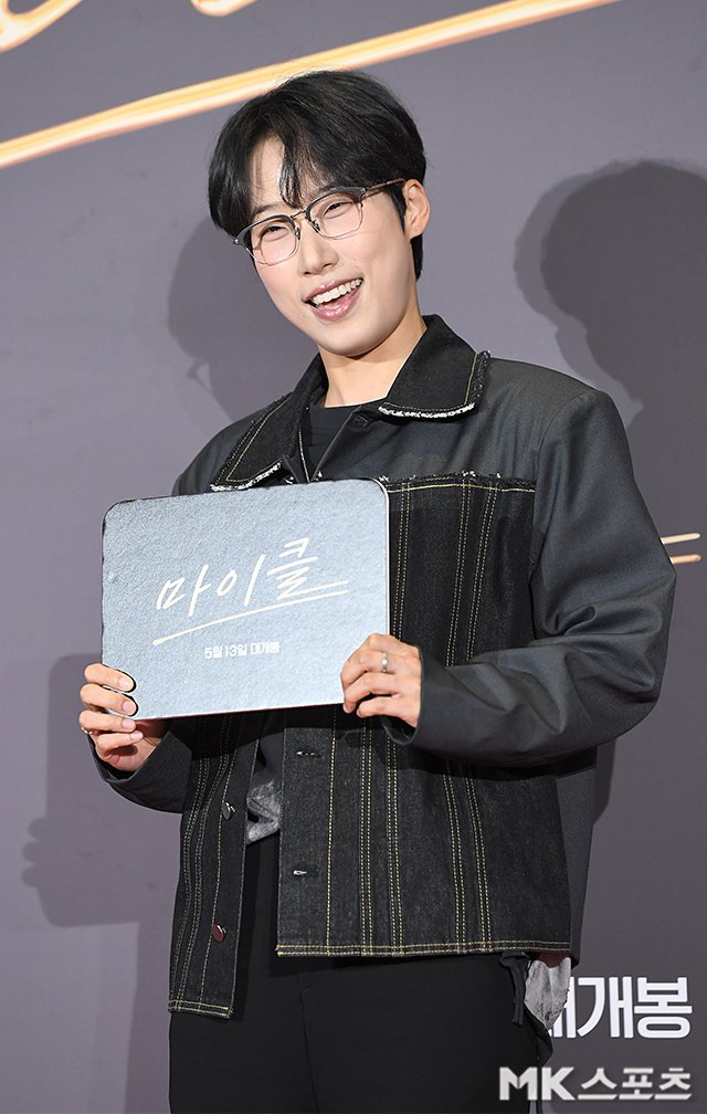 260511 영화 ‘마이클’ VIP 시사회 포토월 진행 기사사진 #재재