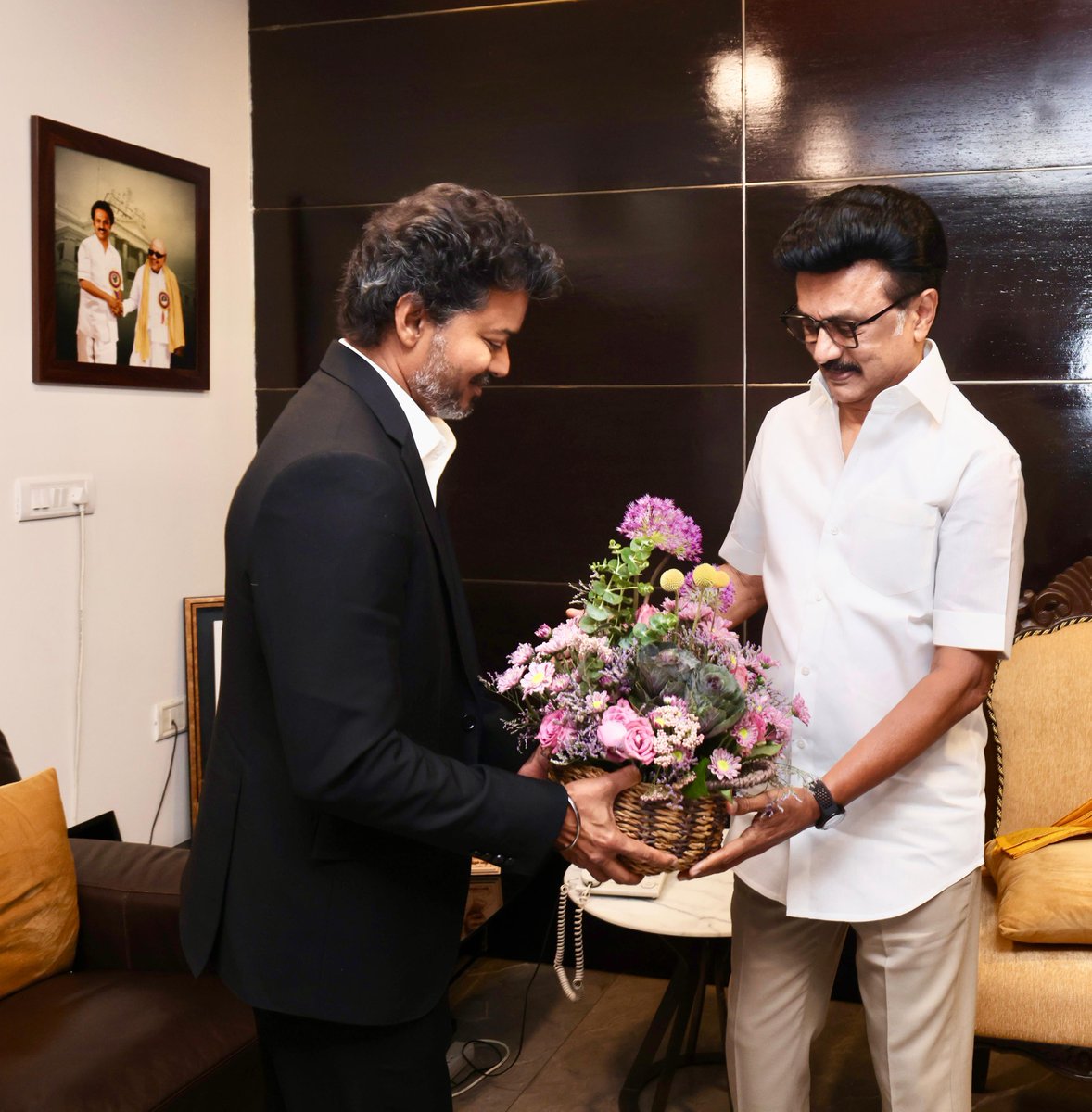 M.K.Stalin - தமிழ்நாட்டை தலைகுனிய விடமாட்டேன் tweet media