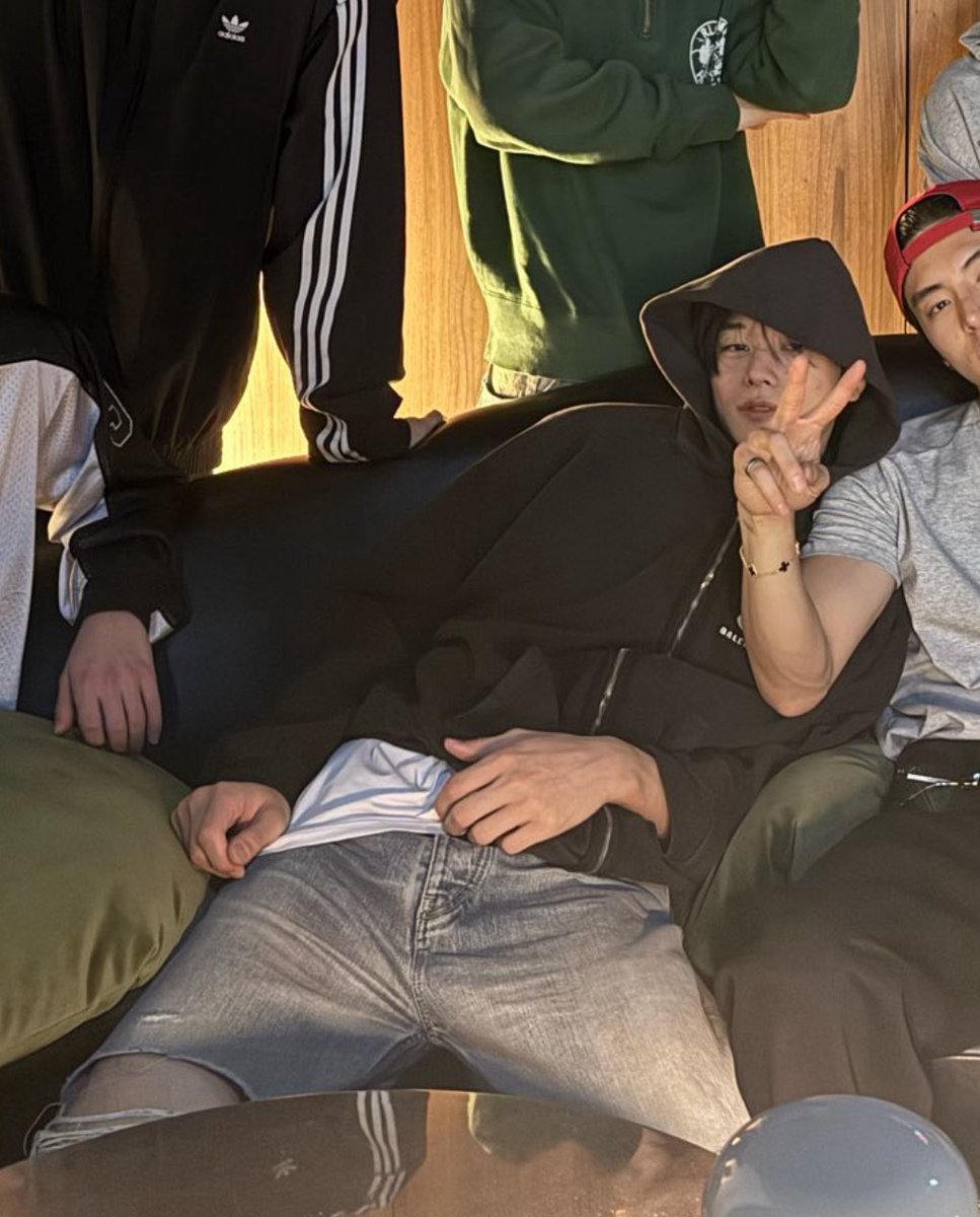 코미 tweet media