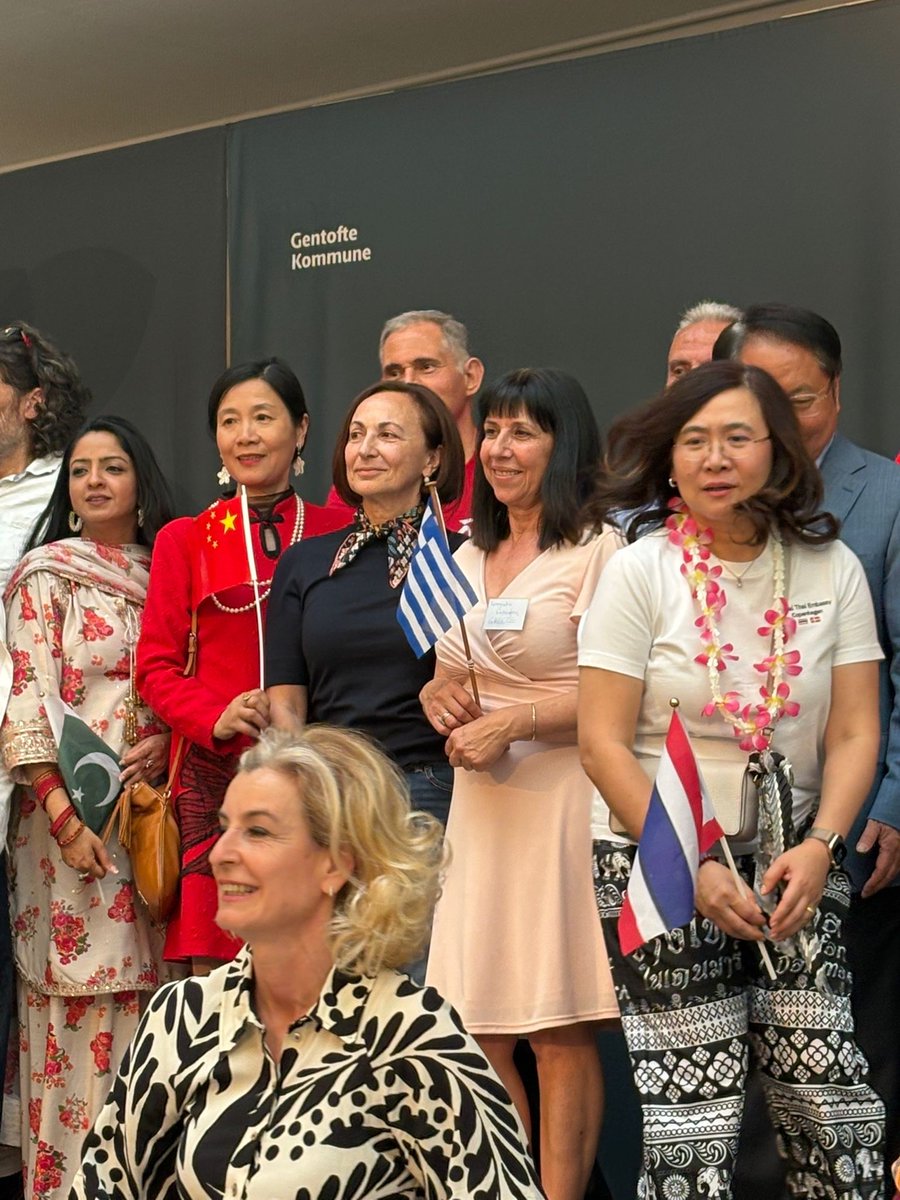 Serbia in Denmark tweet media