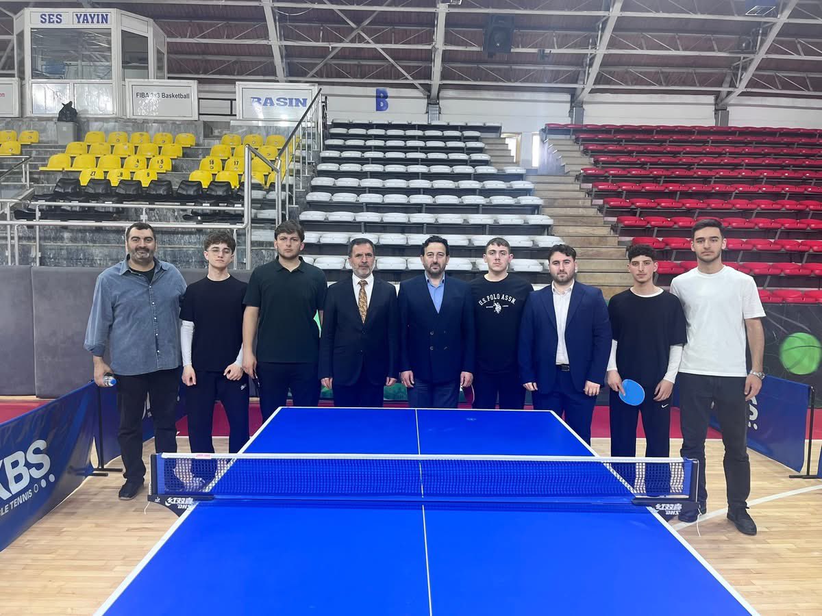 simdersakarya's tweet photo. İmam Hatip Spor Oyunları İl Şampiyonası’na masa tenisi 🏓 turnuvalarıyla güçlü bir başlangıç yaptık!
Turnuvaya katılan tüm öğrencilerimize, öğretmenlerimize, idarecilerimize ve emeği geçen herkese teşekkür ediyor; şampiyonada mücadele eden tüm takımlarımıza başarılar diliyoruz. https://t.co/ZqHDTRU0aF