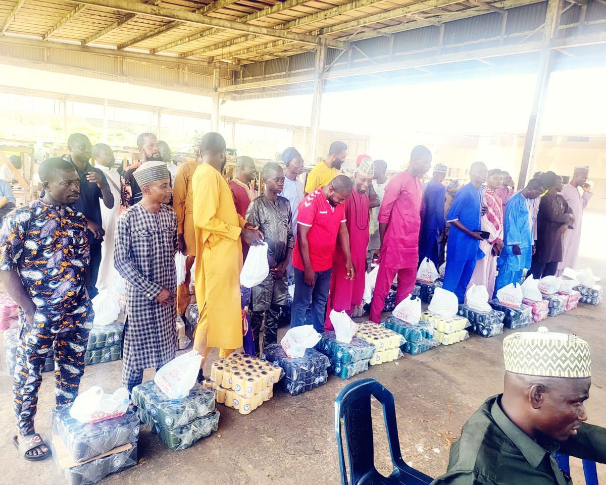 absfoundationng's tweet photo. They asked. We listened. We delivered.

Three weeks ago, a group of Aso-Ofi weavers in Ilorin reached out to the #ABSFoundation and told us exactly what was holding their businesses back.

Yesterday, every single one of them got what they asked for — down to the last item on the list. Weavers came in from wards across Ilorin West, Ilorin East and Ilorin South, and not one person left empty-handed. 

That’s decent work taking root at the grassroots #SDG8, and a real step away from poverty for the families behind every loom #SDG1.

Here’s why this matters:
Aso-Ofi isn’t just cloth. It’s been putting food on tables for generations. It’s history you can wear. So when we stand with the people behind the loom, we’re protecting something much bigger than a business — we’re protecting a piece of who we are. 

To every weaver who showed up yesterday — thank you for keeping the loom alive! 💙

#ABSFoundation #SDGs