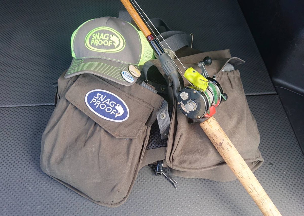 ExtremeFrog's tweet photo. 雷魚釣りの大先輩から
今年の開幕戦の釣果報告が届きました。
オールドタックルで昔ながらのフィールドでの1匹は格別ですね🐸 https://t.co/lxu9exrawV