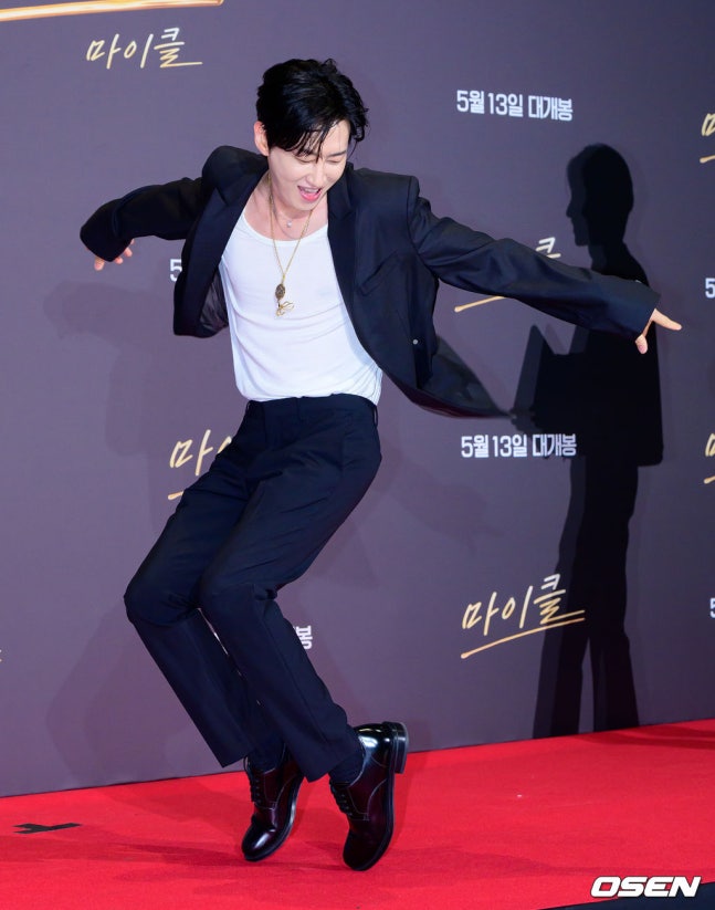 260511 마이클 시사회
혁재뭐햌ㅋㅋㄱㅋ
#은혁 #EUNHYUK