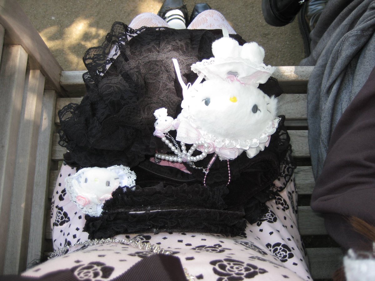 彩羽 tweet media