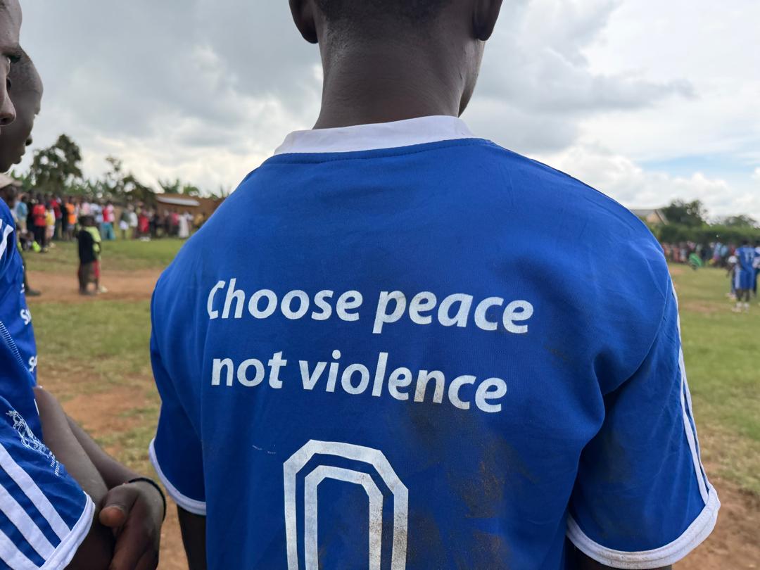 mindheritageug's tweet photo. Using sports for peace over violence...a day spent empowering refugees in Nakivale refugee camp in Isingiro district @mindheritageug @DrGardnerRH @Refugees https://t.co/cAvrEBVohL