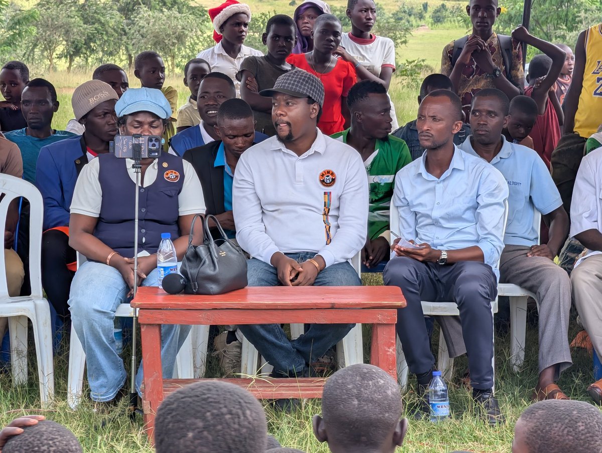 mindheritageug's tweet photo. Using sports for peace over violence...a day spent empowering refugees in Nakivale refugee camp in Isingiro district @mindheritageug @DrGardnerRH @Refugees https://t.co/cAvrEBVohL