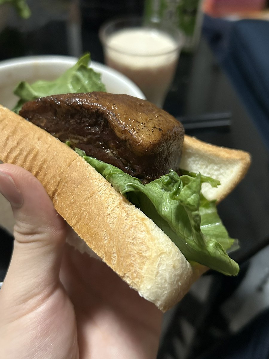 てゆーか角煮ーニ