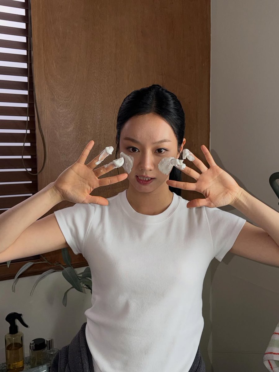 HYERI GLOBAL tweet media