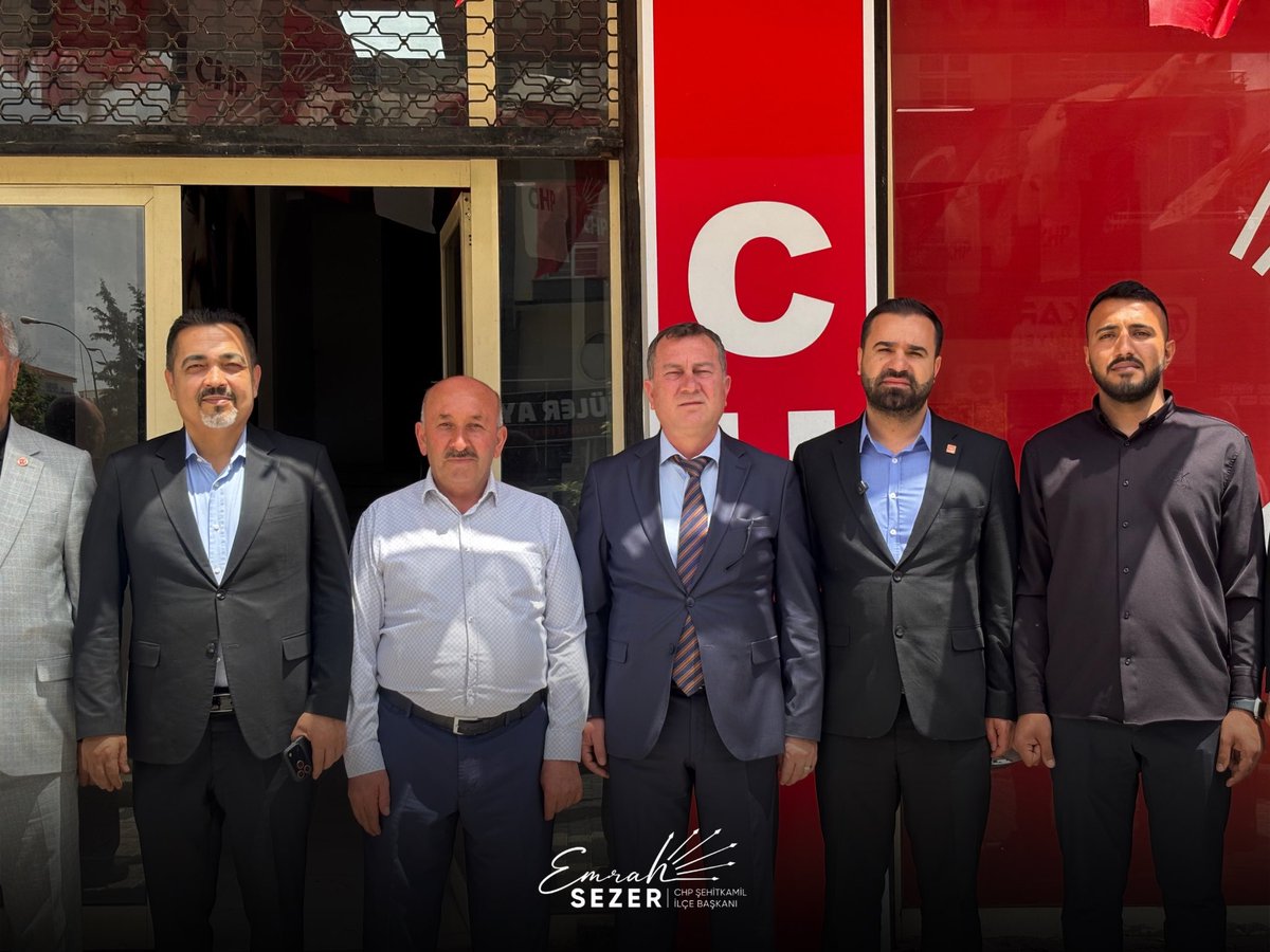 emrahsezerchp's tweet photo. Nizip Belediye Başkanımız Sayın Ali Doğan’ın, yeni görevimiz dolayısıyla İlçe Başkanlığımıza gerçekleştirdiği nazik hayırlı olsun ziyaretinden büyük onur duyduk.

Nazik ziyaretleri ve iyi dilekleri için kendilerine teşekkür ediyor, halkımız için ortak akıl ve dayanışma içerisinde çalışmaya devam edeceğimizi ifade ediyorum.

#CHP #Şehitkamil #EmrahSezer #Nizip #AliDoğan  #Gaziantep