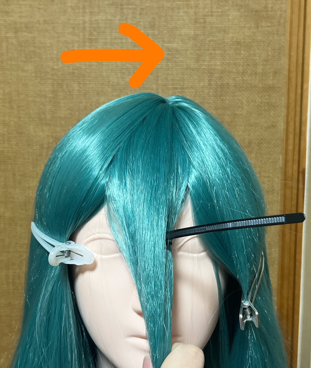 前髪の真ん中完成✨ またウィッグのセット方法変えた！！今回は束感