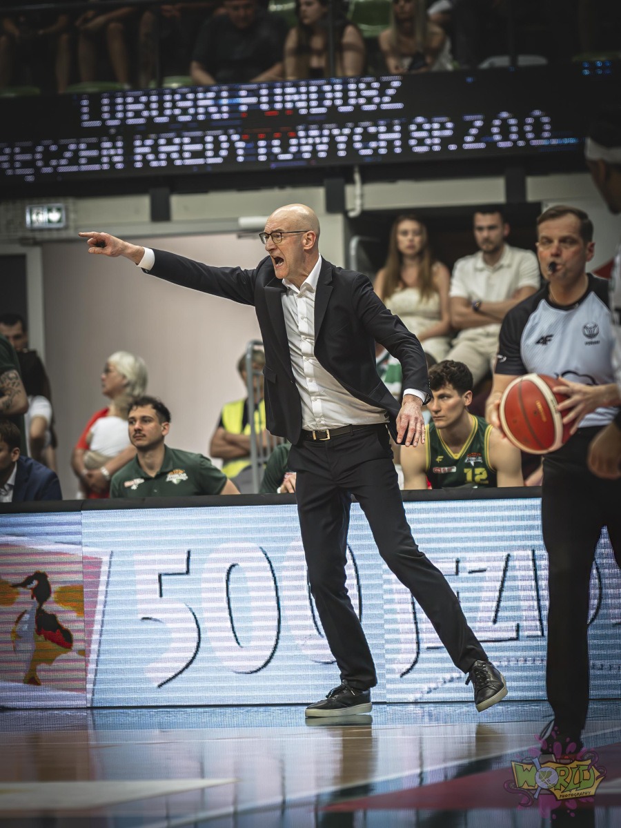 Janczarczyk_Pio's tweet photo. JEDZIEMY! 🔥
Dziś w Strefie:
- Arkadiusz Miłoszewski, trener @basket_zg
- Martyce Kimbrough, koszykarz @KK_Astoria
- Szymon Pawlak, koszykarz Turowa
- Daniel Cejba, trener juniorów WKK.
Porozmawiamy o #plkpl, #1LKosz, #2LKosz i #U17PL. Początek o g. 18:30. https://t.co/C8aOyH7nXY