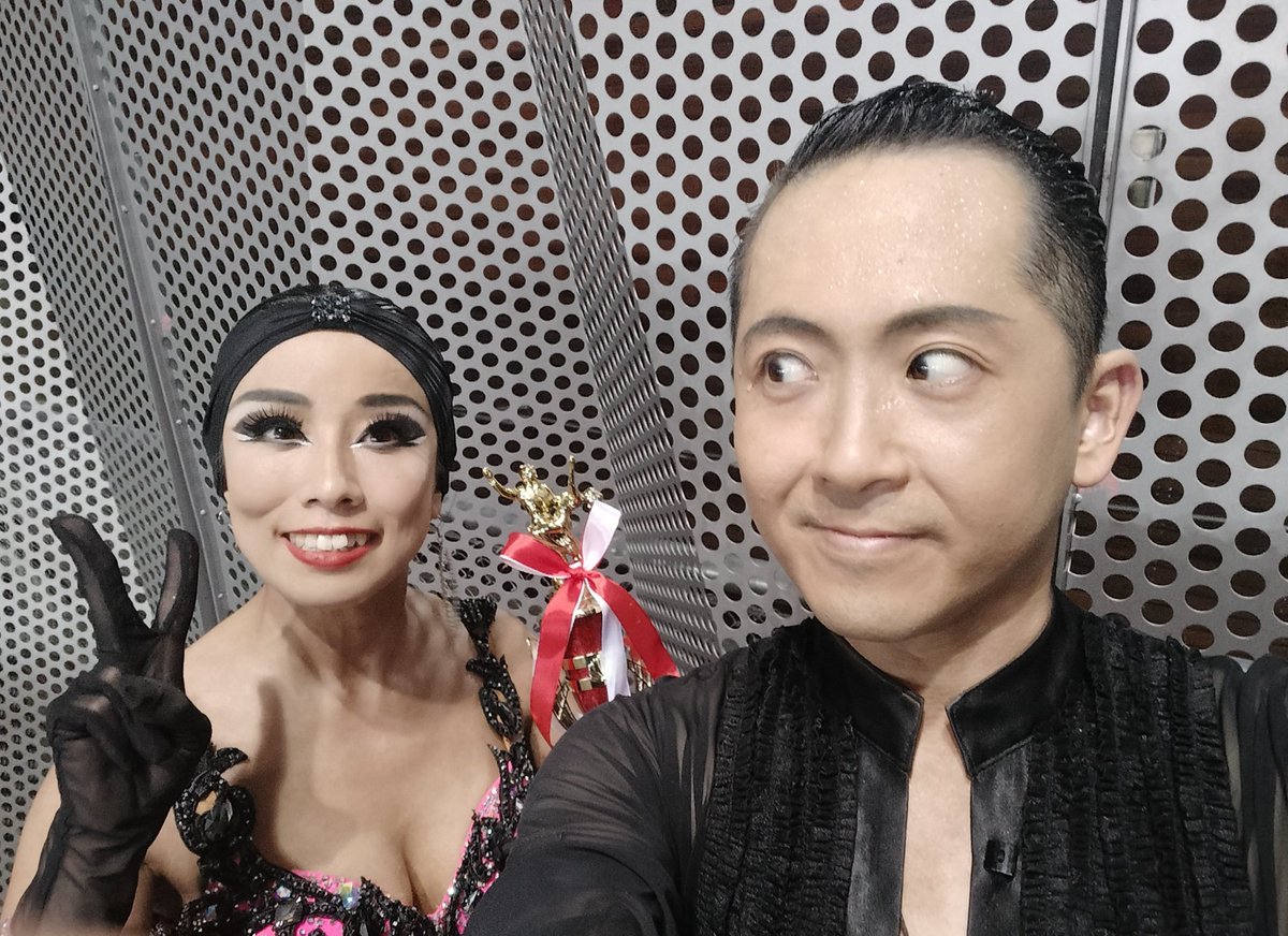 yumimi_dance's tweet photo. 表彰式→打ち上げ→コンビニチューハイで乾杯ー！
ペットボトルのチューハイがあることを初めて知った🍋 https://t.co/dx1n3SKVXe