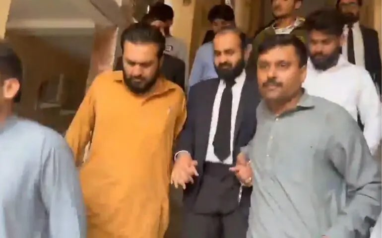 Asad Ali Toor tweet media
