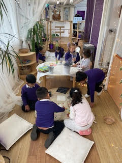 BPrimary's tweet photo. "There are three kinds of teachers of children; adults, other children and their physical environment." Malaguzzi.
 It was a very busy, hands-on morning in Nursery today! #eyfs #eyfsenvironment #eyfsprovision https://t.co/38LNdcCrue