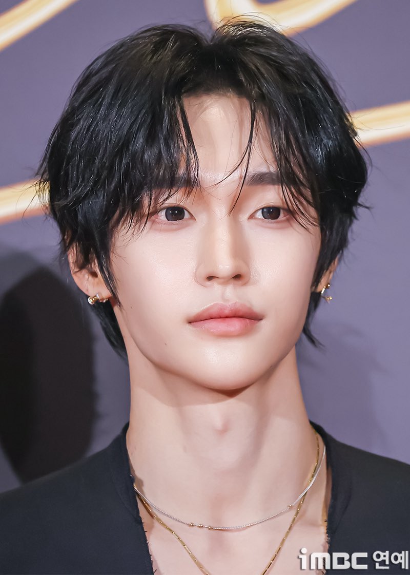mindaonbin◞★ tweet media