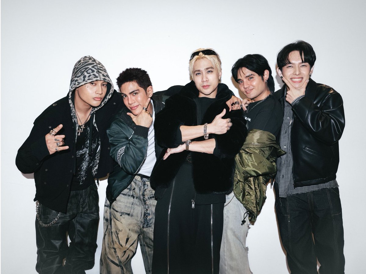 kithkentell's tweet photo. filed under : SB19 siksikan 🐧🐧🐧🐧🐧 https://t.co/25G7TRyEmb