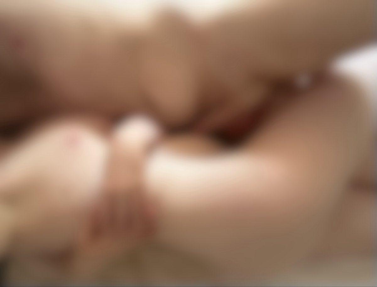 LandC_UKcpl's tweet photo. Naked cuddling that turns into fucking 🤤

You know where to find the unedited pics 😉 https://t.co/wknZYIXnOh