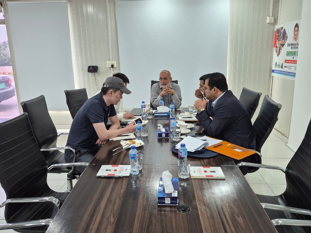 PIE_LHR's tweet photo. including SEZ benefits available to industrialists. The delegation expressed keen interest and satisfaction with the park's offerings.
#QABP #PIEDMC #SEZ #FDI #Punjab #InvestmentOpportunity #ChinaPakistan https://t.co/nMZc2iJ78c