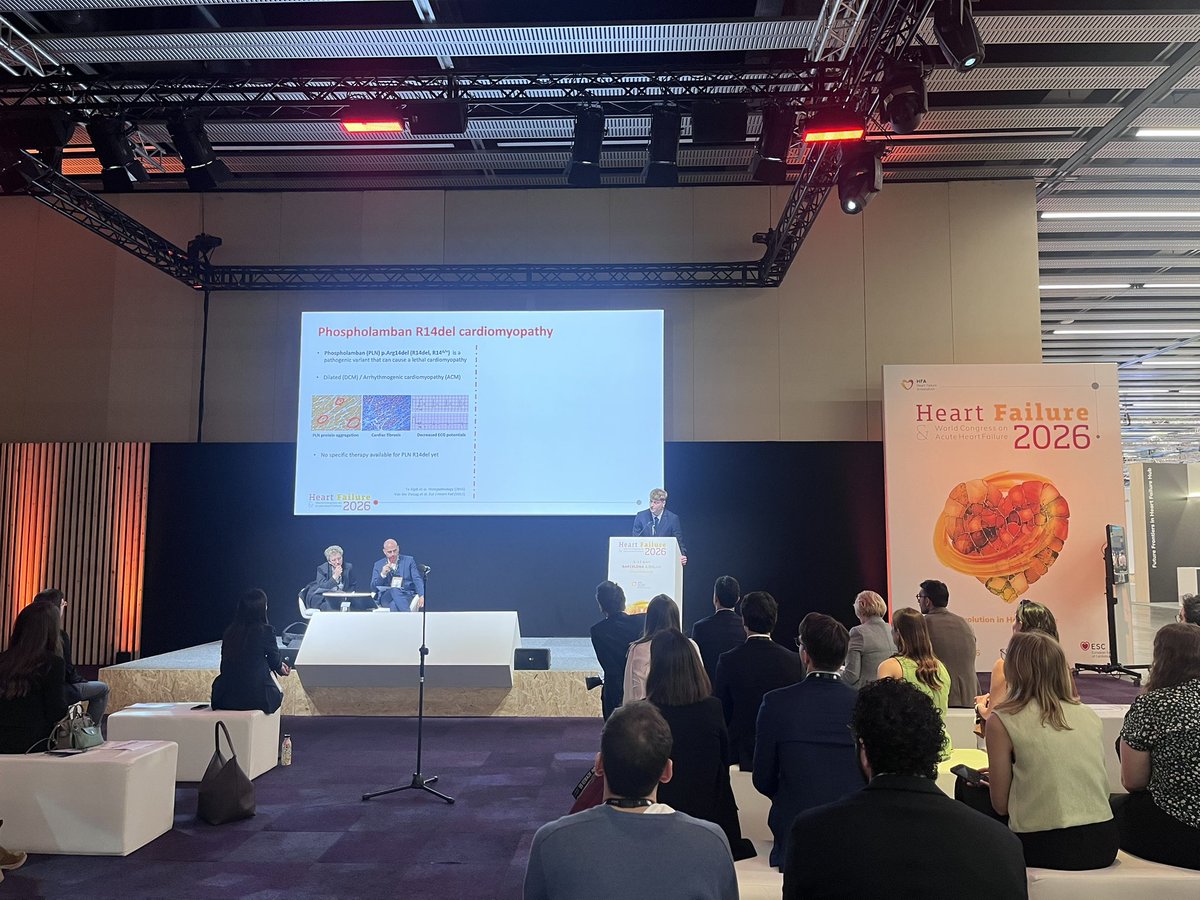 SotiriaLiori's tweet photo. Young investigator award basic science at #HeartFailure26 and let me tell you sth: The force is strong with these young ones 🤗✨

@jozinetm @corneliacrm @slumberbell @Arakisheva @AmrAbdin10 @HSkouri @DrSamStraw  @WilfriedMullens @GianluSava @HFA_President #HFA_ESC https://t.co/5tEMu8JyC4