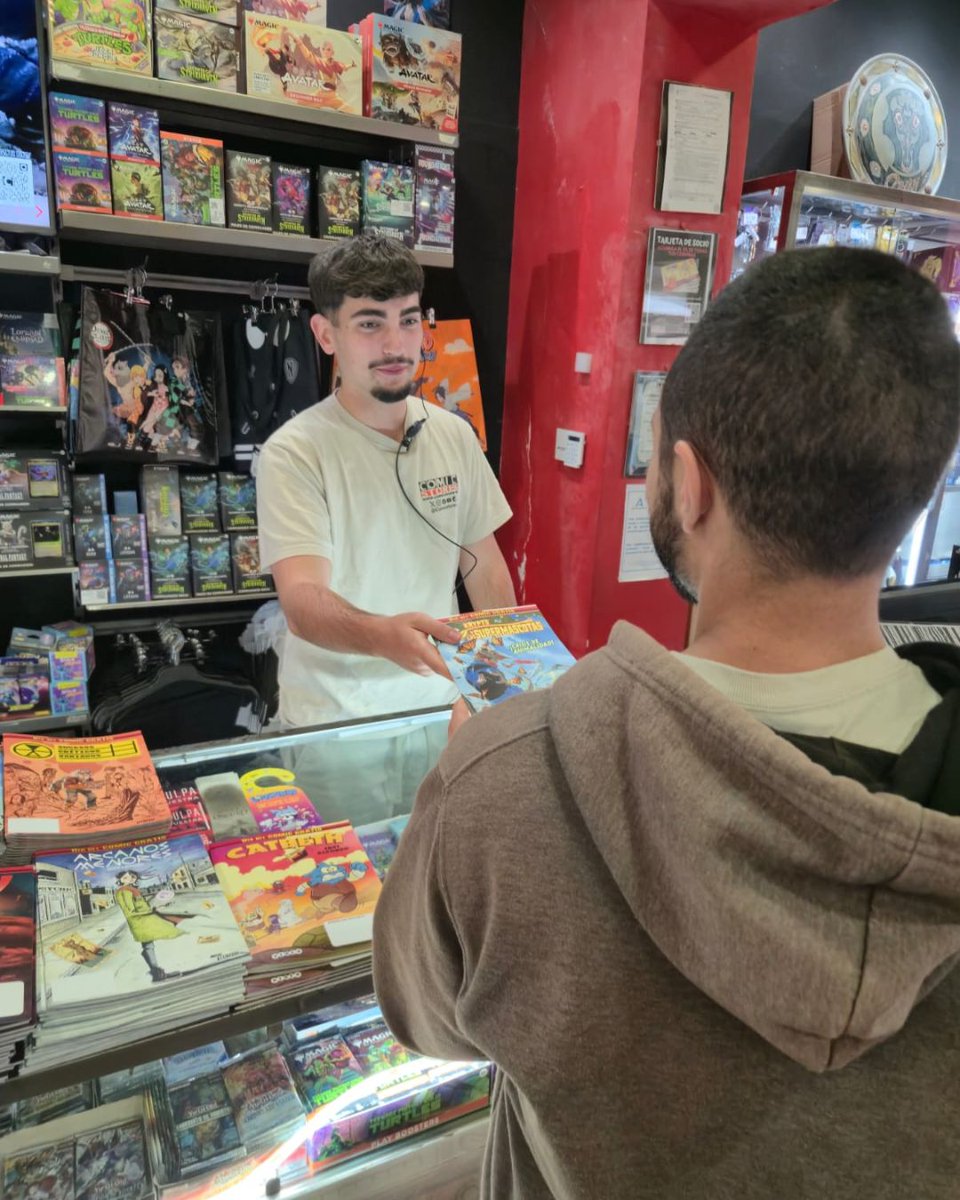 Comic Stores tweet media