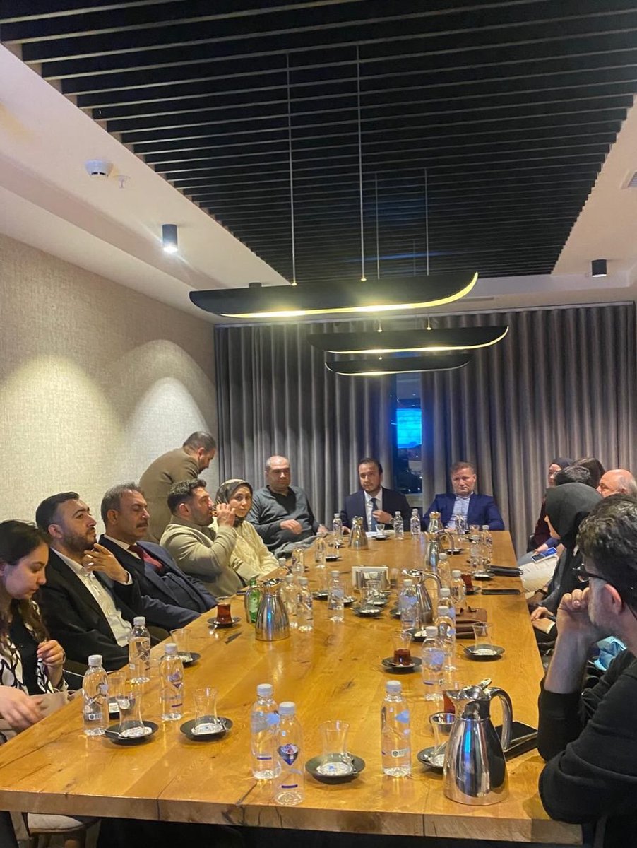 stmutr's tweet photo. Uluslararası Siyaset: Dün, Bugün ve Yarın 🌍
STMÜ Başkanımız Sayın Ömer Faruk Terzi’nin açılış konuşmaları, Prof. Burak Hamza Eryiğit’in analizleri ve Av. Haldun Barış’ın moderatörlüğünde gerçekleşen programımızdan kareler. https://t.co/wfeXGmmxbX