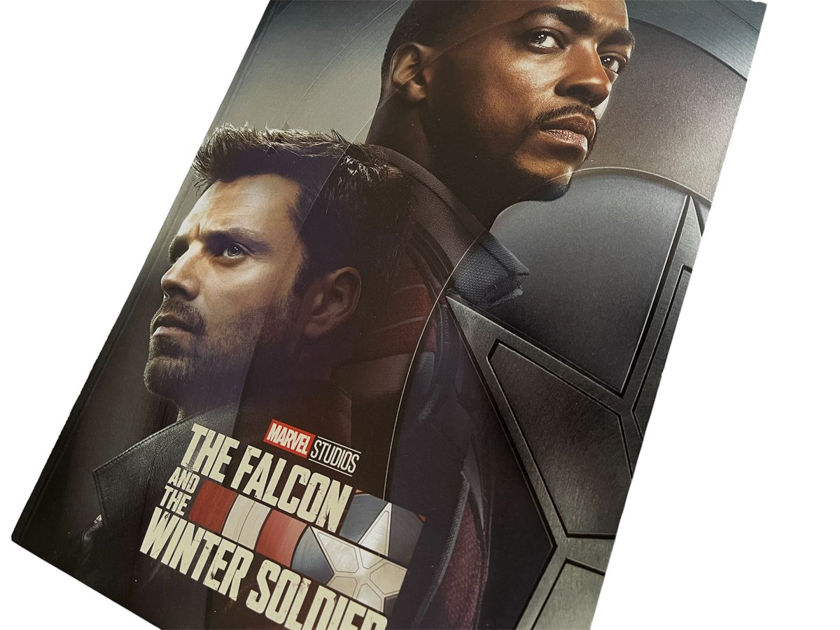 今回のファルコン&ウィンター・ソルジャーの再鑑賞は、パンフレットが