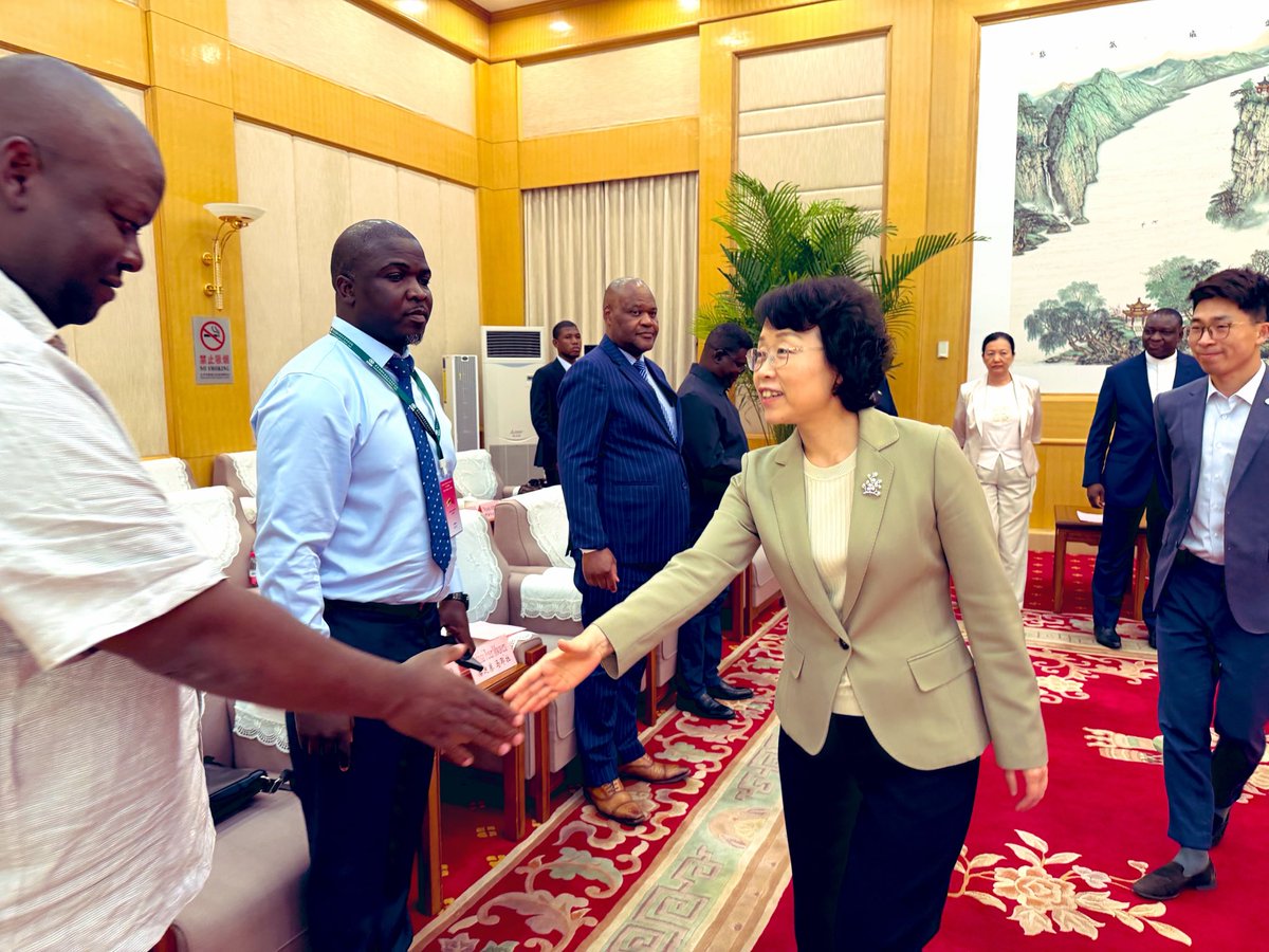 dereckgoto's tweet photo. Today, I had the distinct honour of participating in a highly productive engagement led by Zimbabwe’s Hon. Minister of Information, Publicity and Broadcasting Services, Hon. Soda Zhemu, with the Minister of the National Radio and Television Administration of the People’s Republic of China, H.E. Cao Shumin.

The discussions focused on strengthening Zimbabwe-China cooperation in the areas of broadcasting, television production, content sharing, digital media development, and technical and professional skills exchange within the media sector.

The Chinese delegation included senior officials from the National Radio and Television Administration, among them Director-General of the Television Drama Department, Mr. Feng Shengyong; Director-General of the International Cooperation Department, Ms. Zhou Jihong; Deputy Director-General of the Publicity Department, Mr. Liu Xiaodong; Deputy Director-General in the Department of Management of Online Audio-Video Contents, Ms. Fan Jie; and Director of the External Relations Division, Ms. Qi Xiaochao.

Accompanying Hon. Soda Zhemu on the Zimbabwean side were Zimbabwe’s Ambassador to China, Her Excellency Ambassador Abigail Shoniwa; Minister Counsellor at the Embassy of Zimbabwe in China, Mr. Pedzisai Peter Mwayera; the Chief Director in the Ministry of Information, Publicity and Broadcasting Services, Mr. Jonathan Gandari; ZBC News and Current Affairs Director, Mr. Effort Magoso; and myself.

The engagement reflected the deepening strategic partnership between Zimbabwe and China, particularly in the fields of media cooperation, communication infrastructure, content development, and the exchange of professional expertise between the two nations.
