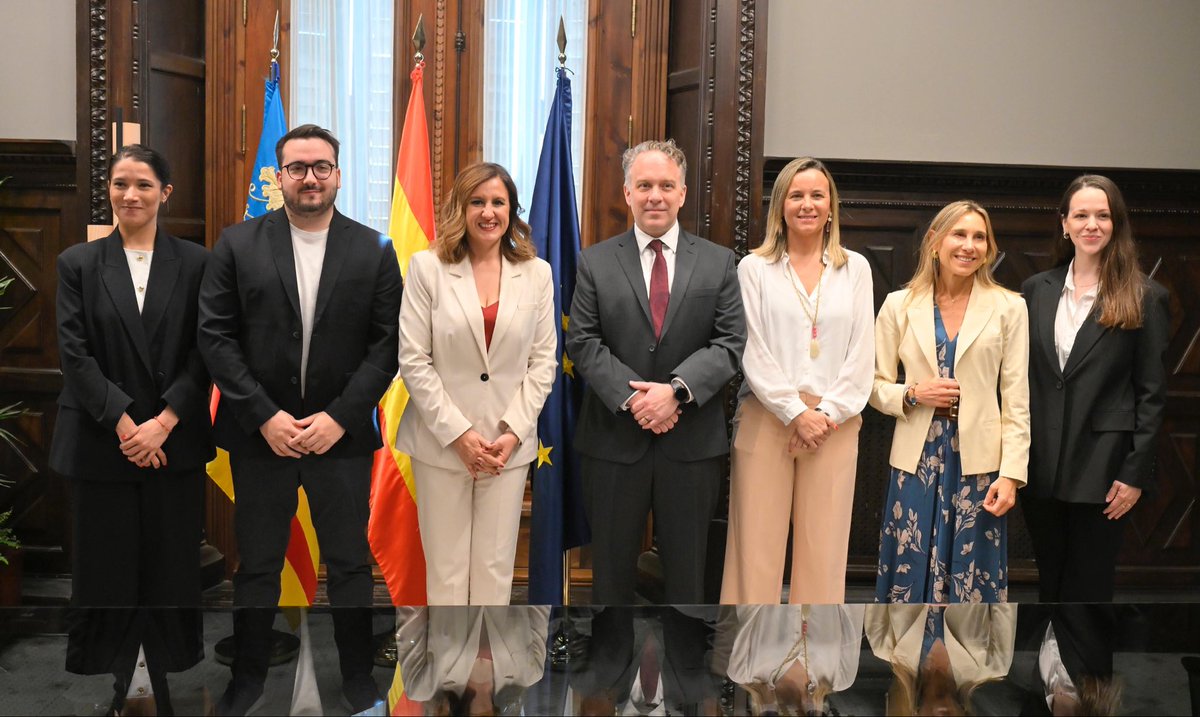 María José Catalá tweet media