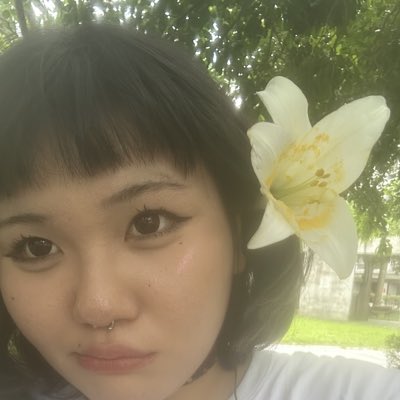mila tweet media