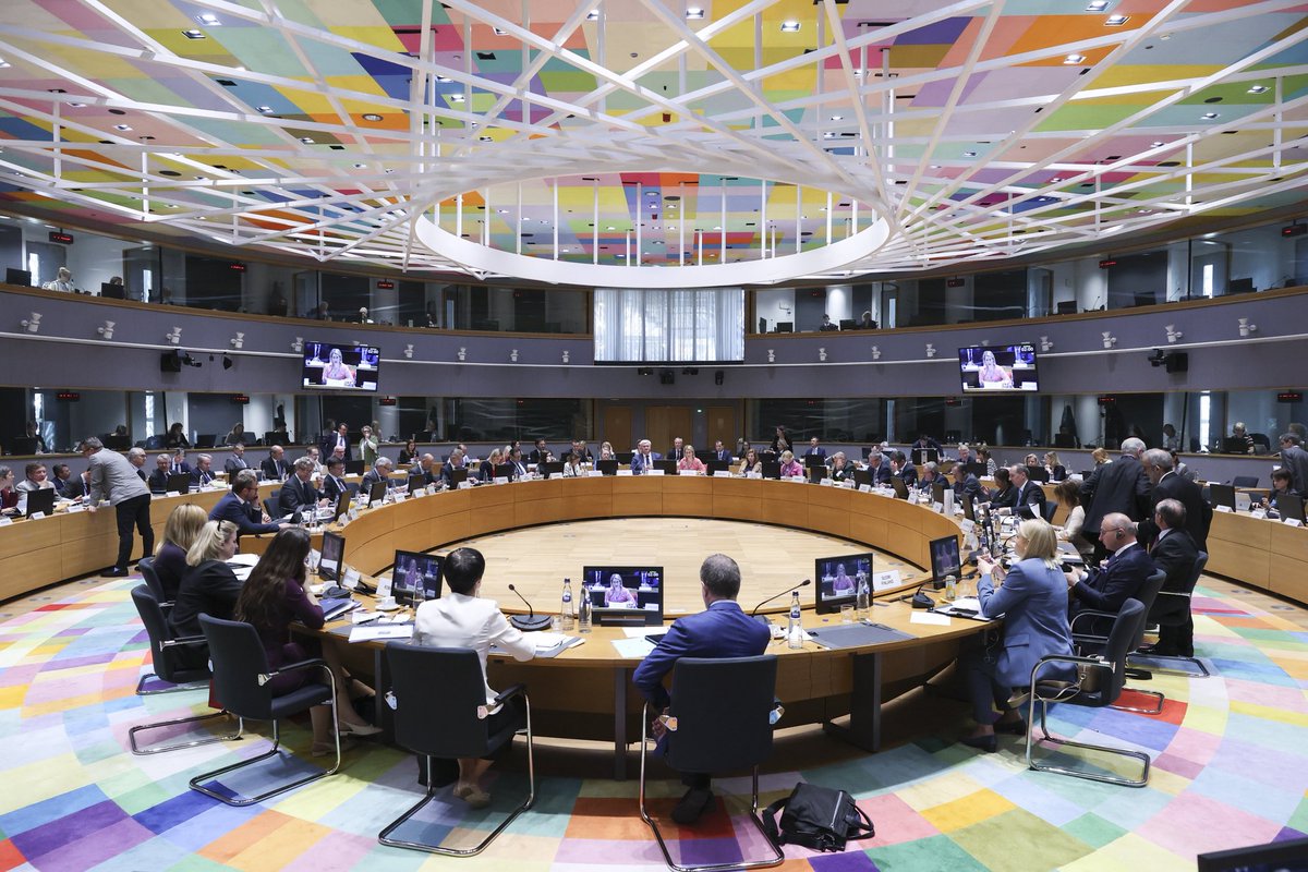 andrii_sybiha's tweet photo. Today at the EU Foreign Affairs Council, I shared a new sense of momentum for our common European future.

I updated colleagues on the battlefield situation. Ukraine holds the line and the tide is turning. Our long-range sanctions prove effective and expose Russia’s weakness.

I thanked the EU for the recent steps on €90 billion loan and the 20th sanctions package. They have sent a powerful signal of Europe’s strength to the world — and to Moscow. 

We also believe it is time for Europe to step up its role in peace efforts with a single, unified voice, and solve concrete issues. Increased pressure on the aggressor is key to advance peace efforts.

Ukraine is ready to make its experience, technology, and equipment the backbone of European security through a Ukraine-EU Drone Deal. 

Our 90% effectiveness against mass drone attacks can be expanded to protect the entire EU perimeter. 

We are fully committed to the reforms needed for EU membership and seek to sign the accession agreement in 2027. We are working to open Cluster One on May 26th and other clusters until the end of the Cypriot Presidency. 

This is a two-way street; recognizing our progress is vital to cementing Ukraine’s place in our common European home.