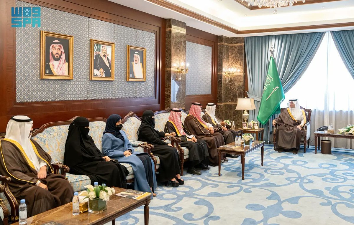 SPAregions's tweet photo. محافظ الأحساء يكرّم الفائزين بجوائز معرض جنيف الدولي للاختراعات 2026.
https://t.co/Sa7EvLPCSZ
#واس https://t.co/4fOqH5NsX3