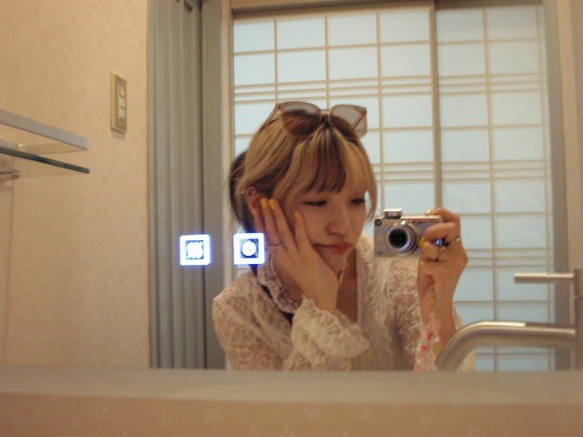 BEYOOOOONDS tweet media