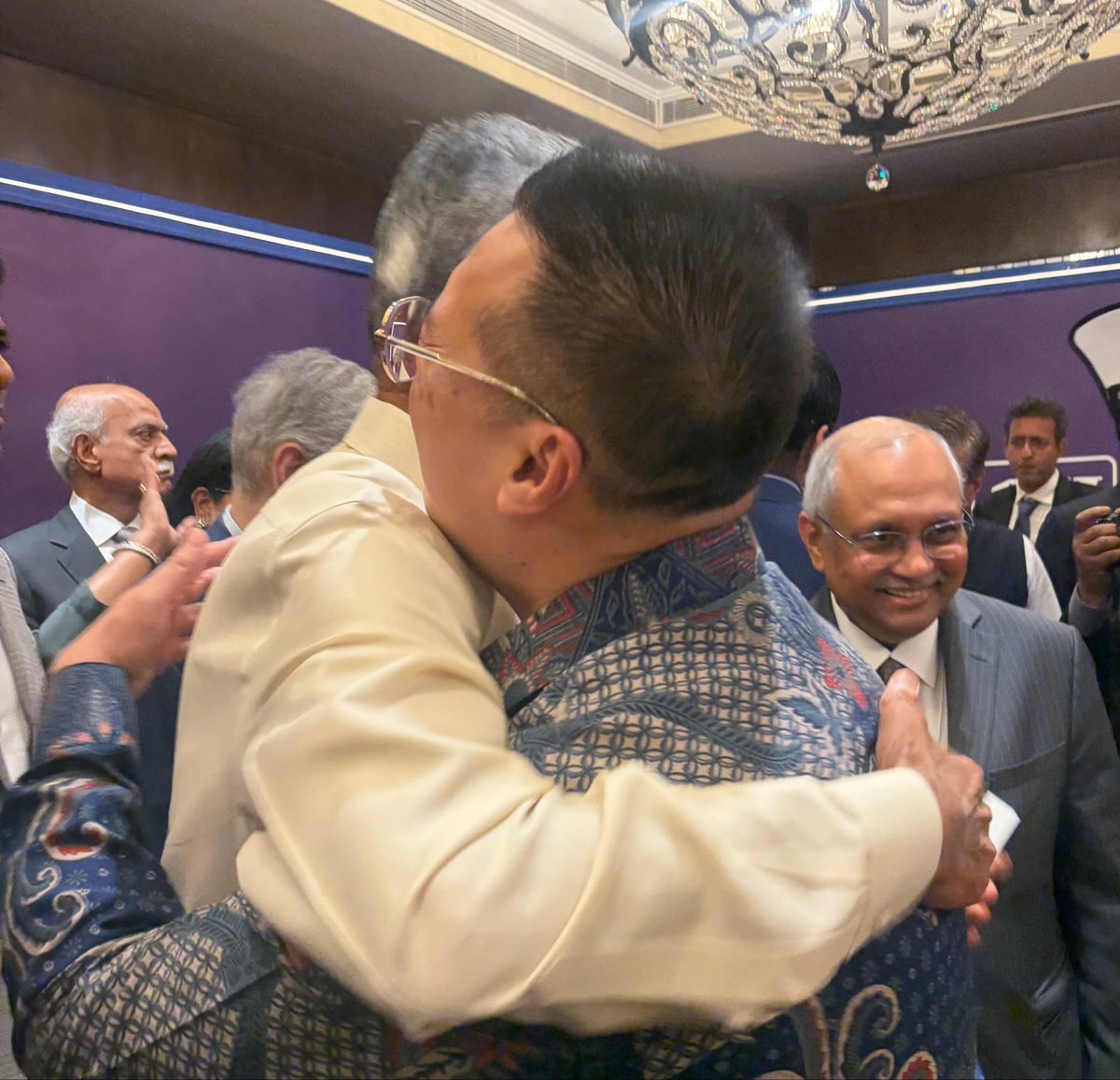 SGinIndia's tweet photo. Big congratulations to @NUSingapore's Institute of Systems Science and @followCII on signing a MOU to cooperate on skills training for senior Indian business leaders on Artificial Intelligence and Governance! 

Honoured to witness the exchange with the Hon CM of Andhra Pradesh @ncbn at the #CIIAnnualBusinessSummit2026. NUS will be partnering with the CII Global Leadership Centre at Amravati, Andhra Pradesh. 

Proud of this strategic partnership! 🇸🇬🇮🇳 HC Wong

@rajivmemani 
@CB_CII #SingaporeIndia #DigitalLeadership #AI #Governance