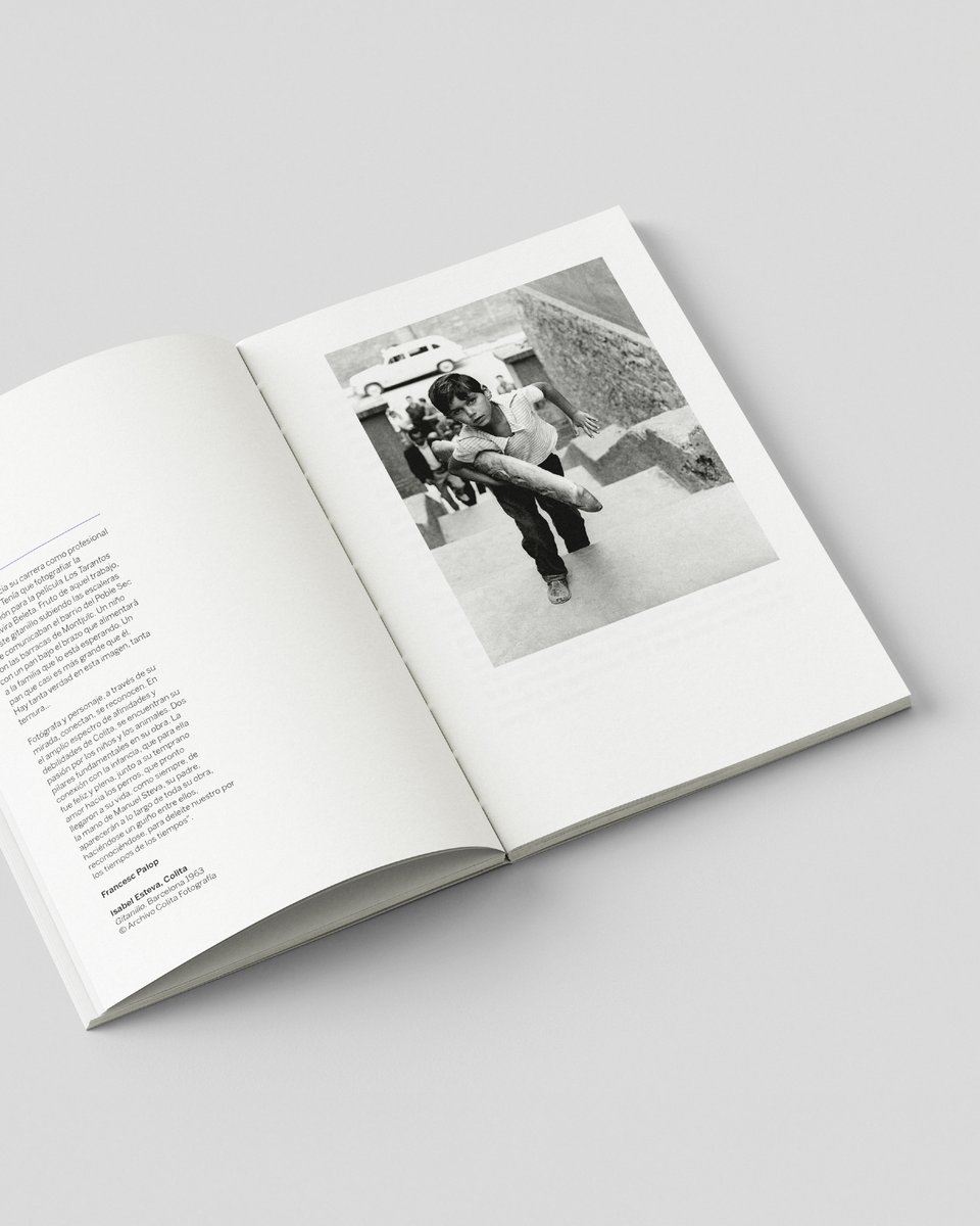 _FundacionCB's tweet photo. El 19 de mayo volveremos con el Club Negativo Foto 📷 Carmen Dalmau presentará su fotolibro "Mujeres que disparan", una publicación que aborda la mirada de las grandes fotógrafas en España.
¡No te lo puedes perder!
📷Te esperamos a las 19:00 horas en Montesinos 22, Badajoz. https://t.co/NRrAIqeYn9