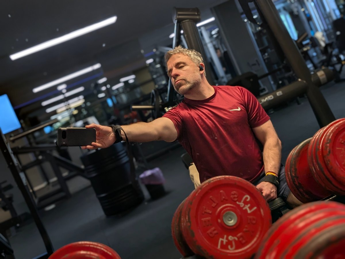 Pundit2000's tweet photo. Happy Monday, Happy #Gyming ... meow https://t.co/A4DpMCyUWL