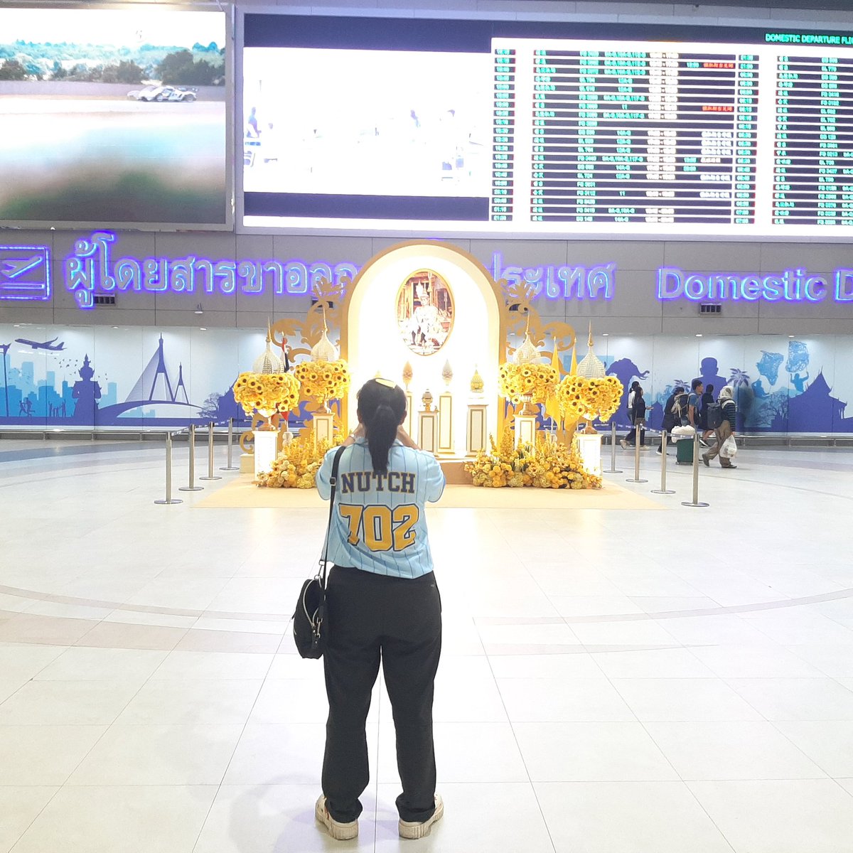 ผักชีไงในใจผลิต tweet media