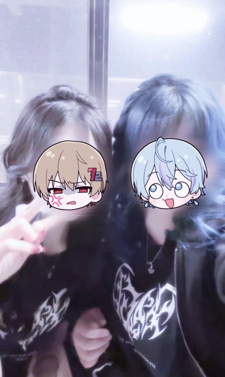 ⟡.· tweet media