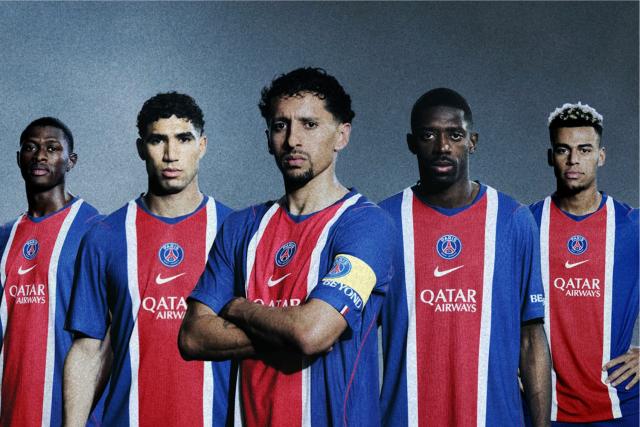FootAndLoot's tweet photo. LE RETOUR DU HECHTER ! 👕🔥

Le @PSG_inside dévoile son maillot domicile 2026-2027 : un design historique, une technologie Nike de pointe et un hommage vibrant aux supporters. 🔵🔴

Plutôt 🔟/10 ou déçu ? 💬

#PSG #NouveauMaillot #Ligue1 #NikeFootball #FootAndLoot https://t.co/IsMck9jSSv