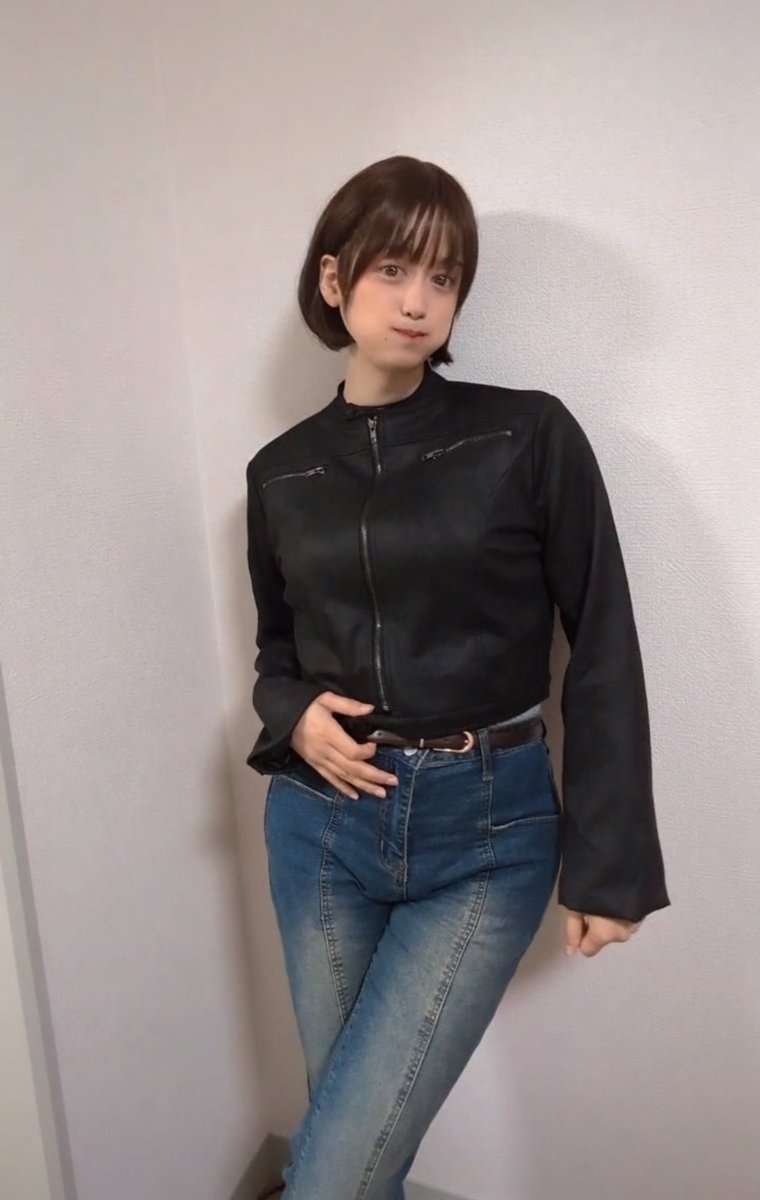 rinxtwsub2's tweet photo. プクーって顔！最近カワイイよりかっこいい格好にハマってるよ✌

今日もお外で「お姉さーん」って声かけられちゃった✌✌

#女装 #男の娘 https://t.co/1CwbaXW6cD