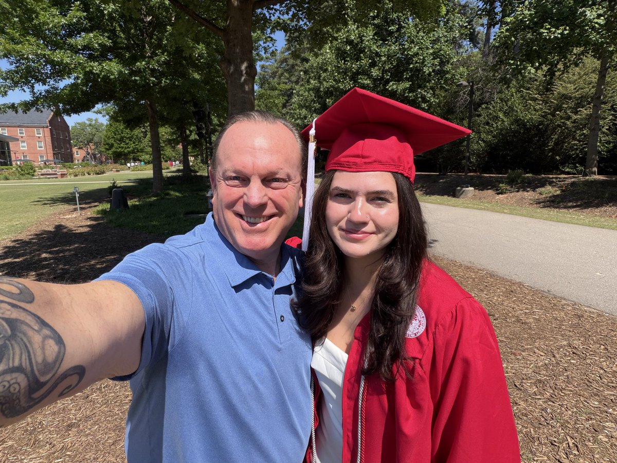EdDownes's tweet photo. Youngest daughter, Jessica graduated college from NC State. Way to go, Jess! ❤️ https://t.co/lJLGkjtNPr