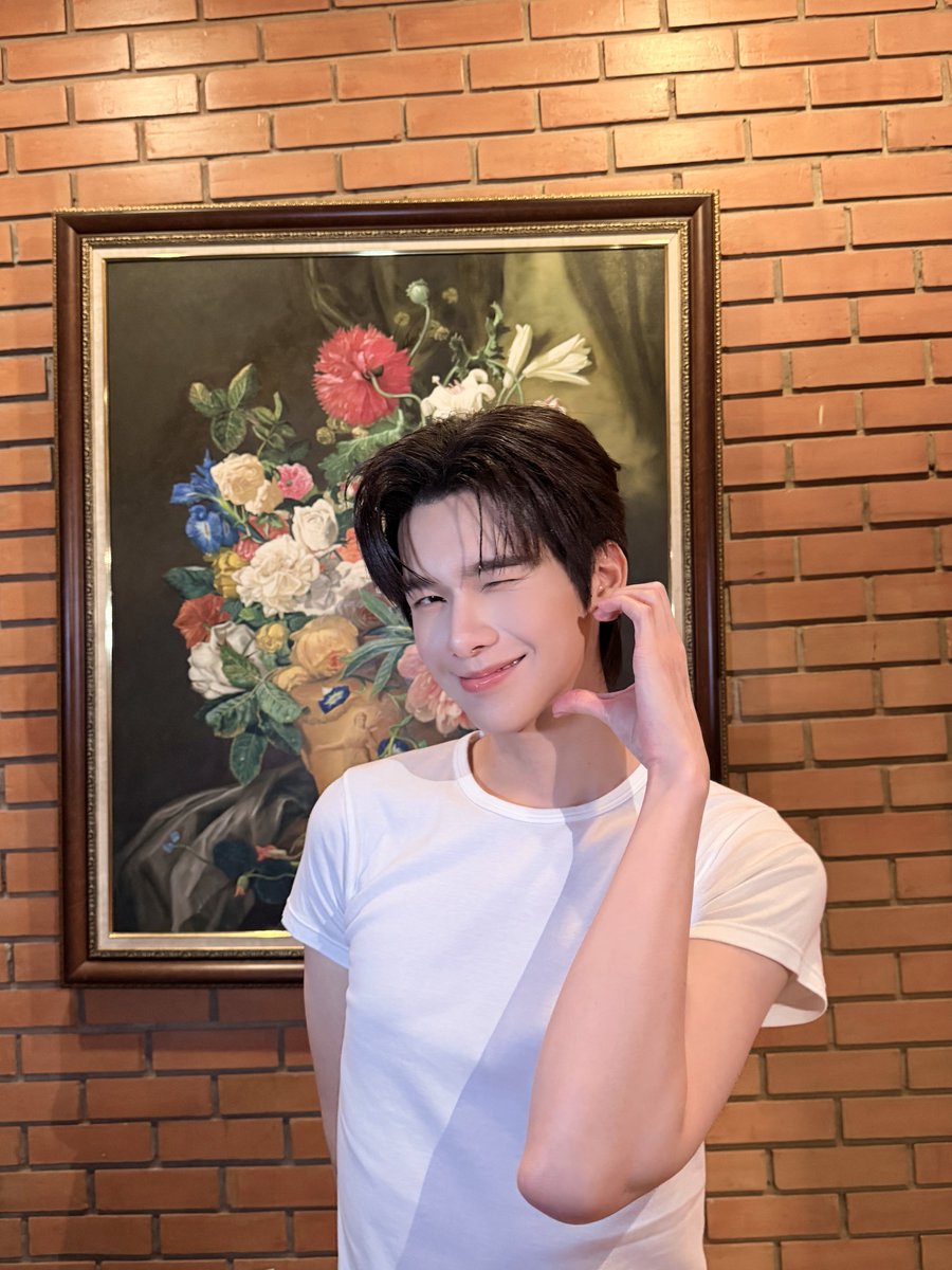 ที่สามของเธอ | Your Third Series tweet media