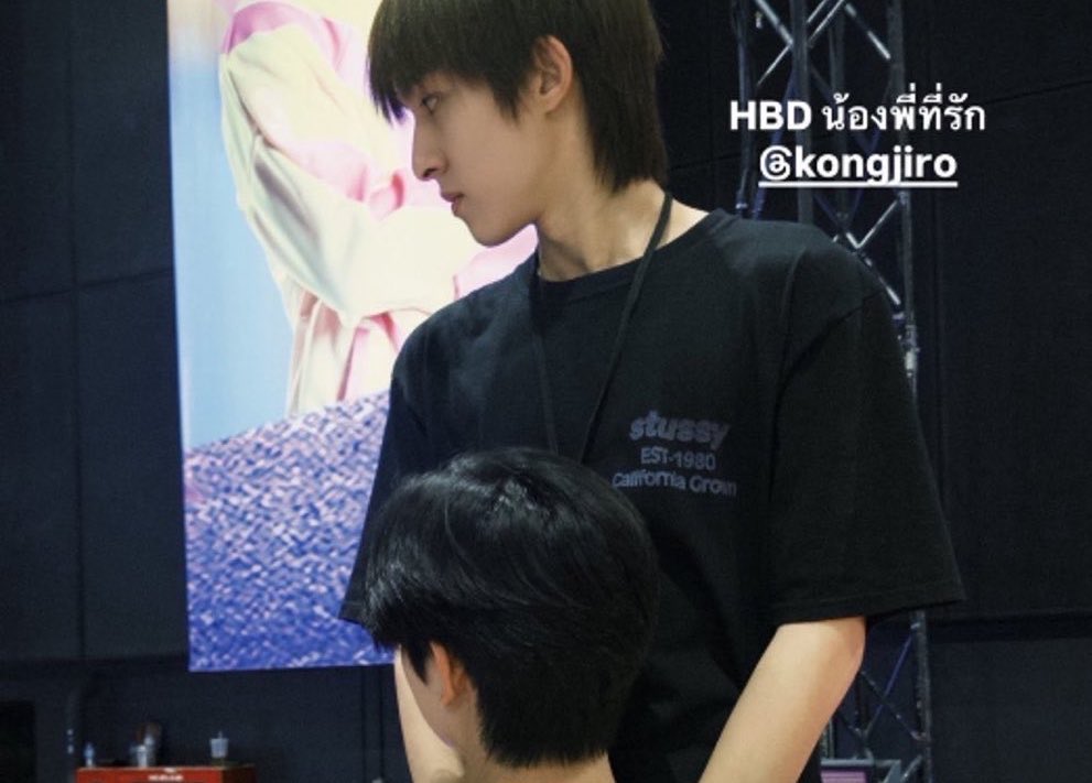 ไu้ tweet media
